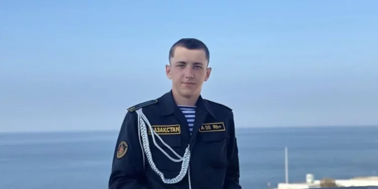 Изображение для новости: «Не придумывайте за него истории»: семья выжившего на Каспии выступила с обращением