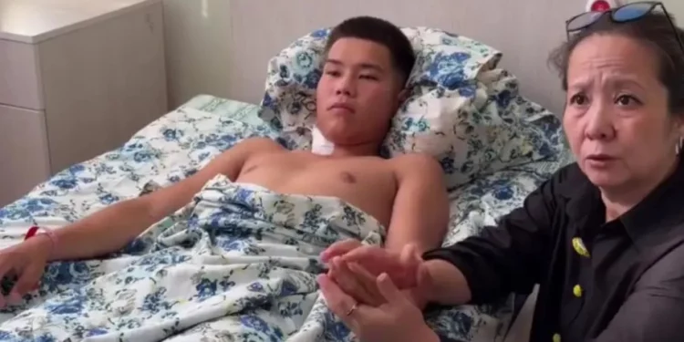 Изображение для новости: В сети появилось видео с выжившим после ЧП на Каспии военнослужащим
