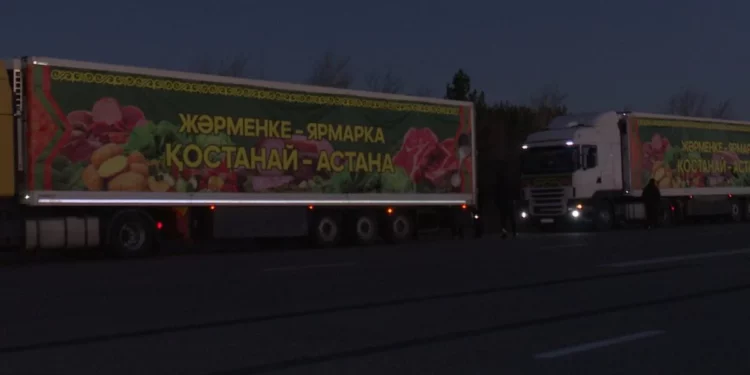 Изображение для новости: Около 400 тонн продуктов по сниженным ценам везут из Костанайской области в Астану